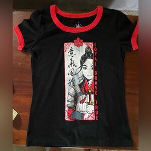 Disney Mulan girls’ size S (approx 6/7) black and red short-sleeved shirt